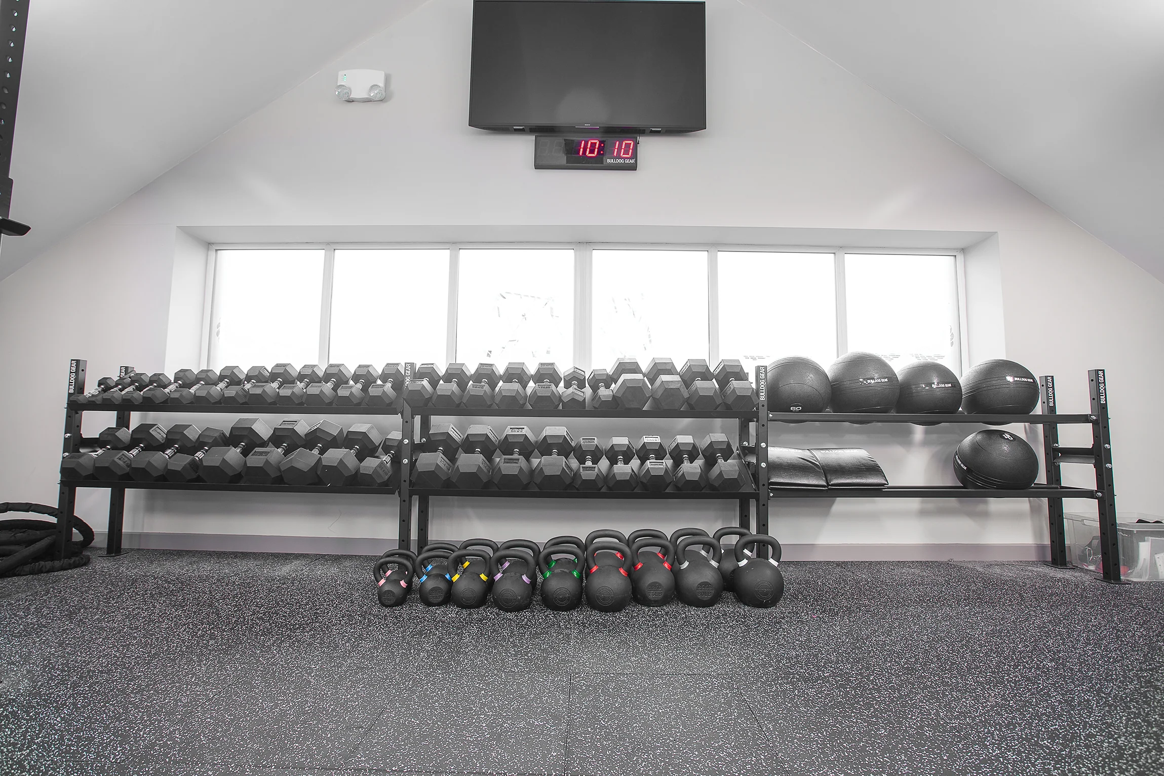 Bulldog Gear - 30mm Laminated Rubber Performance Tile - Interconnectable Gym Flooring - Image 10